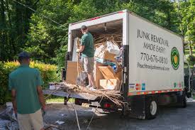 Best Construction Debris Removal  in Stayton, OR